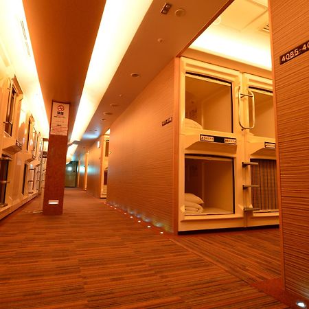 Capsule Inn Osaka - Caters To Men Εξωτερικό φωτογραφία
