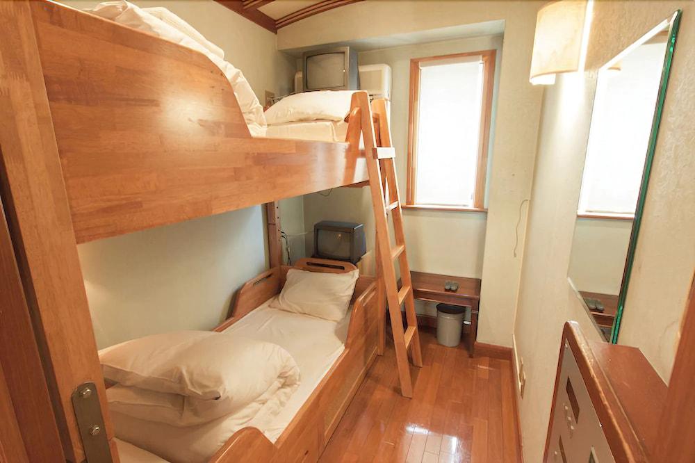 Capsule Inn Osaka - Caters To Men Εξωτερικό φωτογραφία