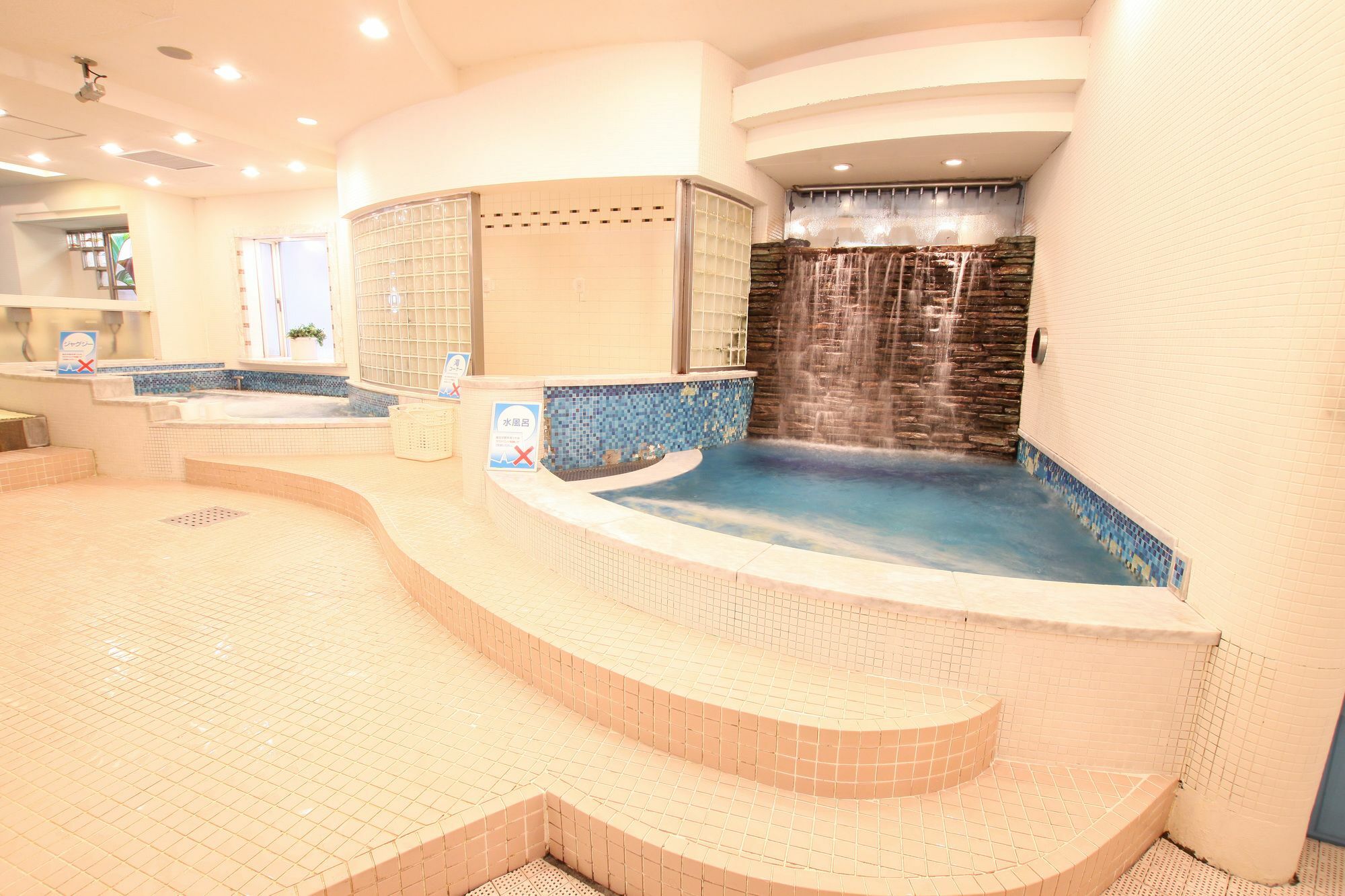Capsule Inn Osaka - Caters To Men Εξωτερικό φωτογραφία